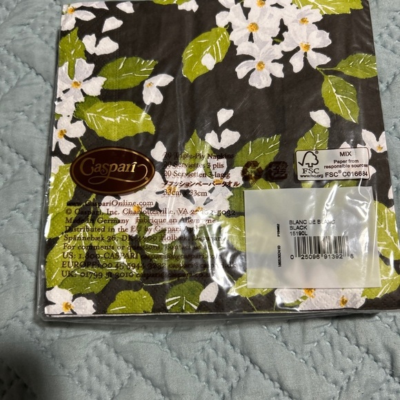 Caspari 20 Triple Ply Napkins 33x33cm Blanc De Blanc Black - Picture 2 of 2